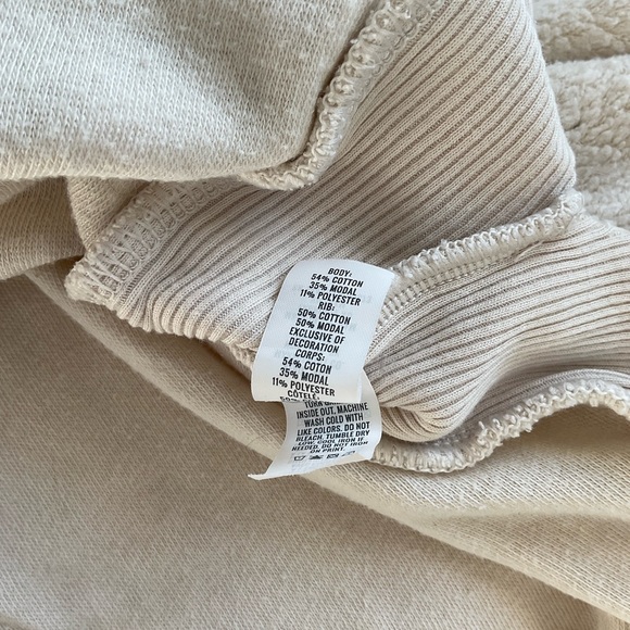 Teddy Oversized Sweatshirt - Picture 7 of 9